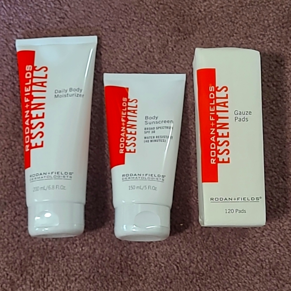 Rodan + Fields- Essentials